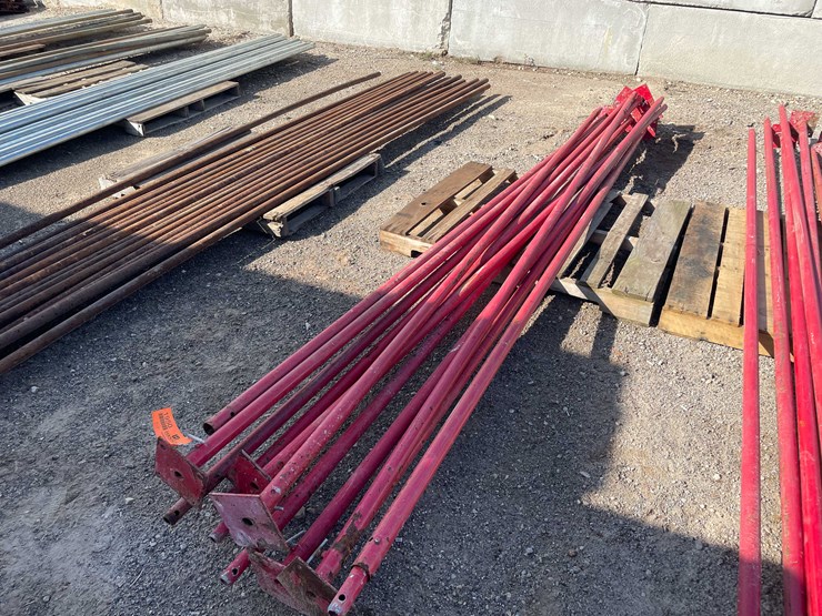 #1950-•-(12)-scaffolding-winter-enclosure-brackets-image-1