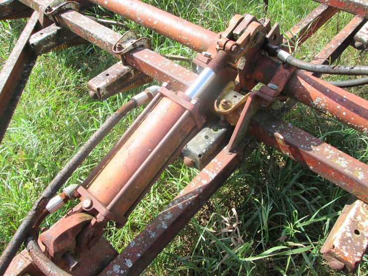 #5037-•-international-field-cultivator-image-6