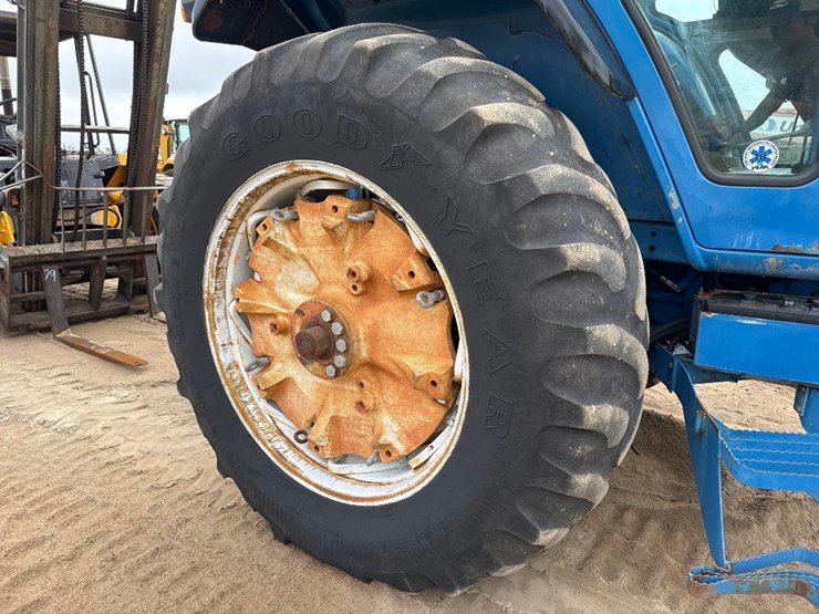 ford-8530-image-12