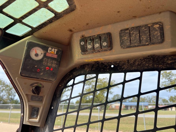caterpillar-226d-image-26