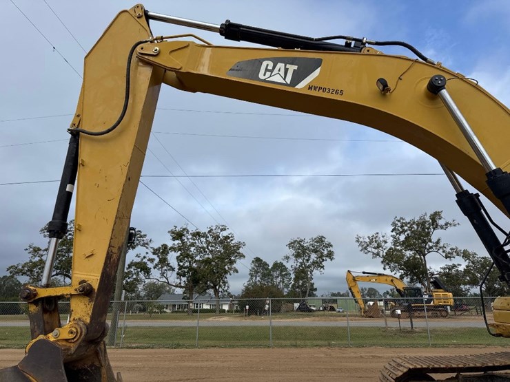 2008-caterpillar-330dl-image-21