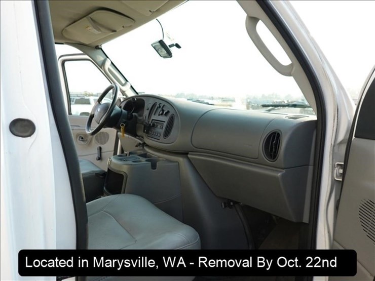 2003-ford-e350-image-25