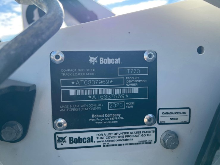 2023-bobcat-t770-image-25