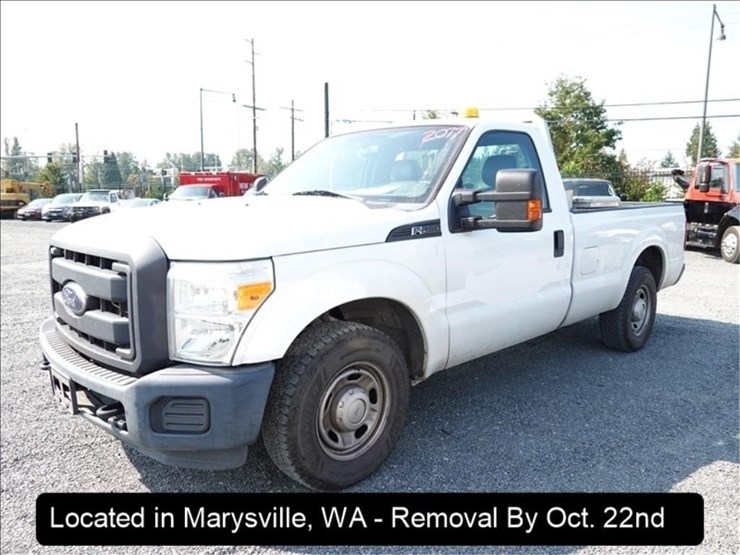 2015-ford-f250-xl-image-1