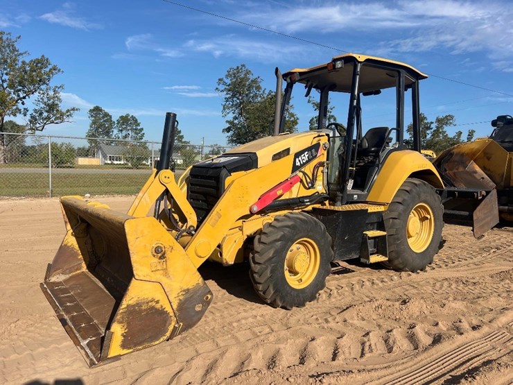 2018-caterpillar-415f2-il-image-8