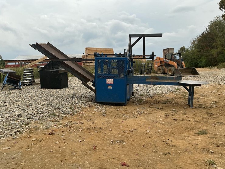 #136-•-2020-hershberger-slab-saw-image-2