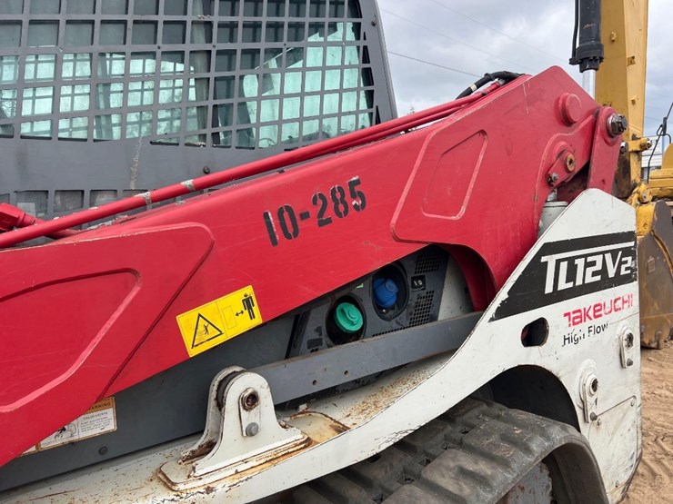 2020-takeuchi-tl12v2-image-20