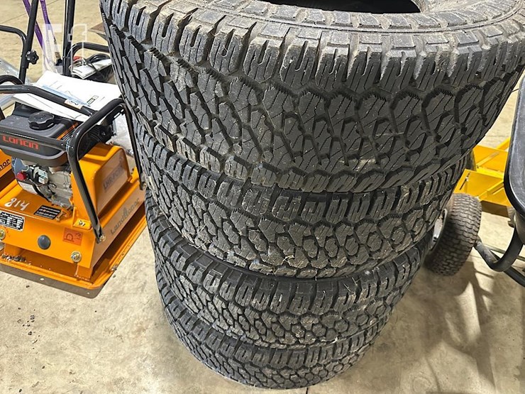 firestone-destination-xx/t-lt285/70r17-image-4