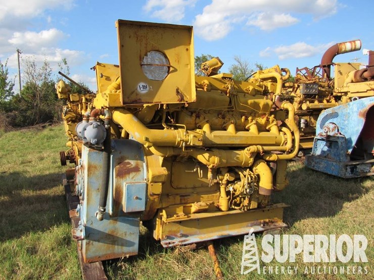 caterpillar-d379-image-1