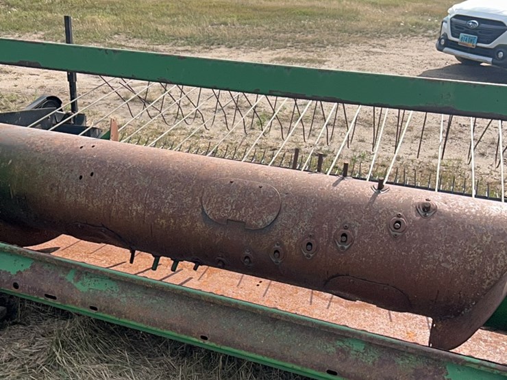 john-deere-12-image-14