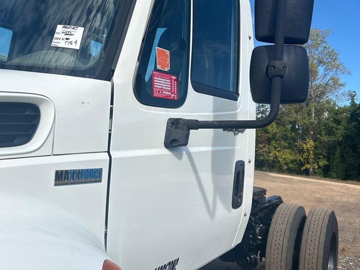 2012-international-durastar-4400-image-8