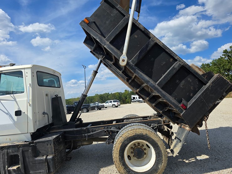1994-ford-lta9000-image-49