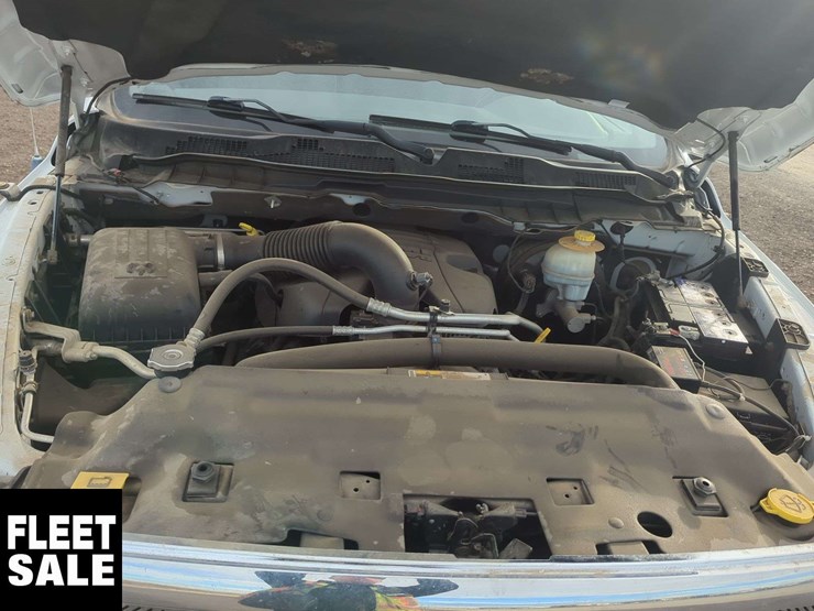 2013-ram-1500-slt-image-25
