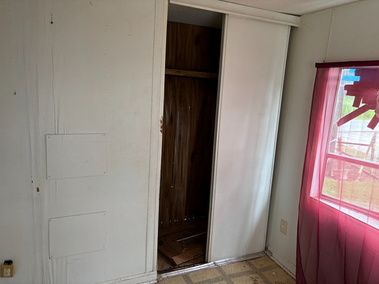 #206-•-mobile-home-image-16