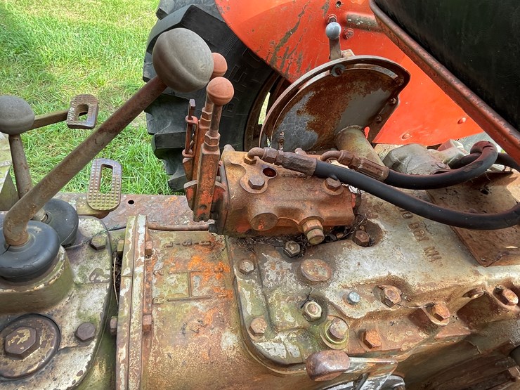 massey-ferguson-65-image-30
