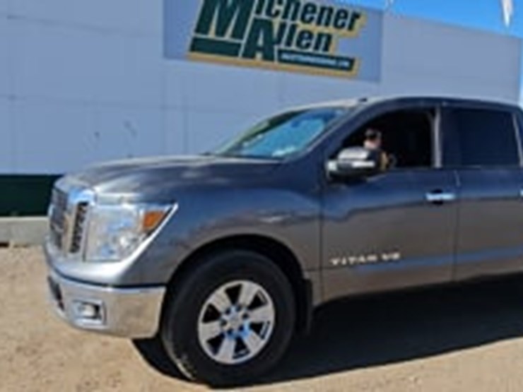 2018-nissan-titan-image-23
