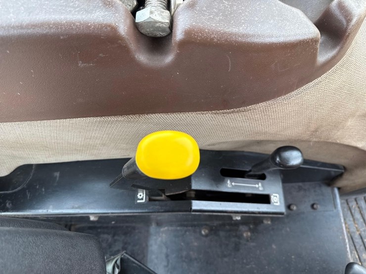 john-deere-5083e-image-27