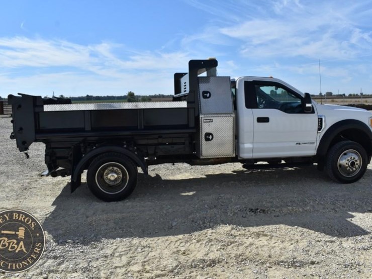2017-ford-f550-image-20