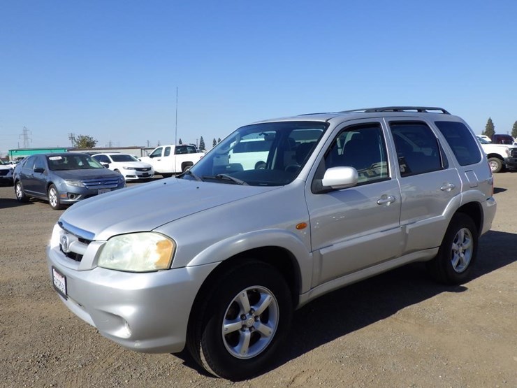 2005-mazda-tribute-image-1