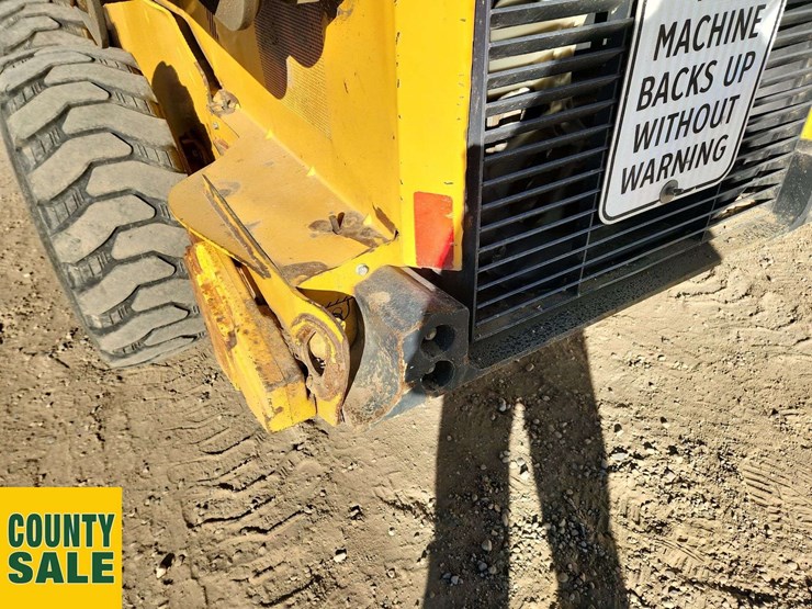 deere-324g-image-31