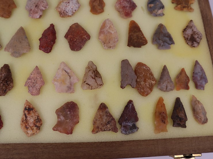 #23-•-#4165-•-(59)-framed-native-american-artifacts-image-6