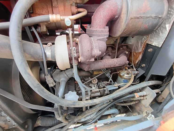 2004-kioti-dk65c-image-23