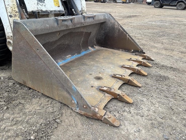 2021-bobcat-s450-image-11