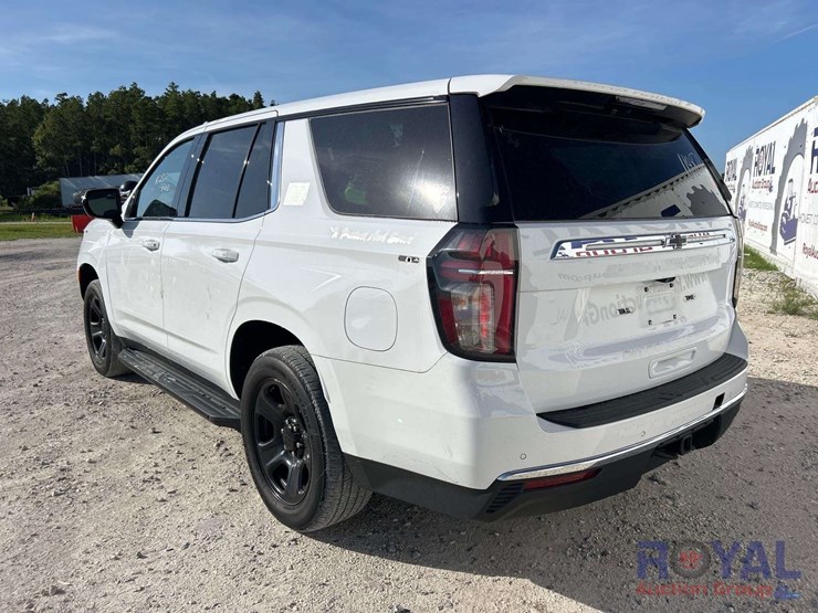 2022-chevrolet-tahoe-image-4