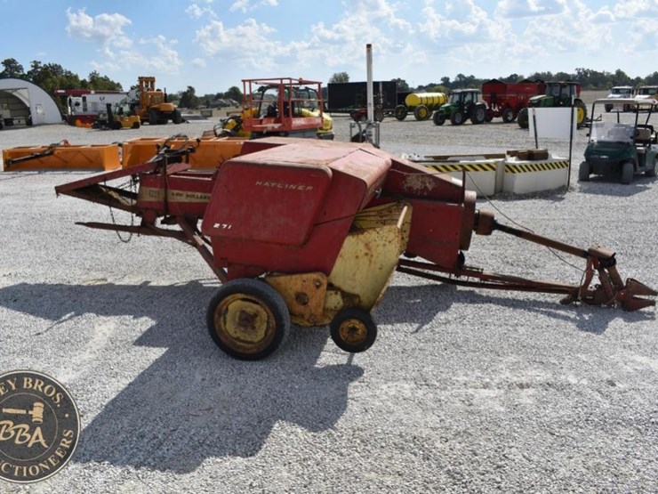 new-holland-271-image-6