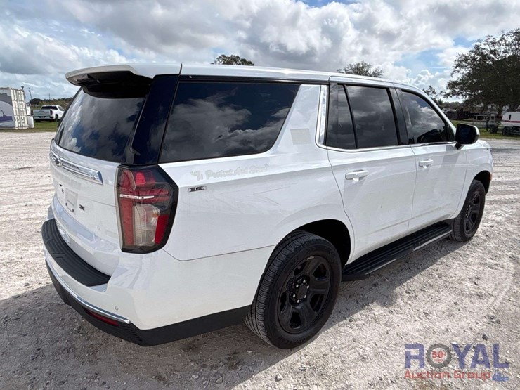 2021-chevrolet-tahoe-image-3