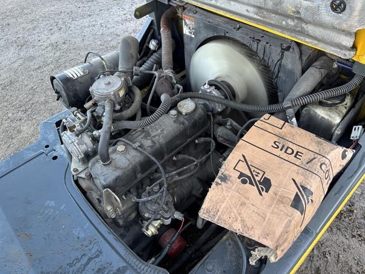 komatsu-fg20st-12-image-26