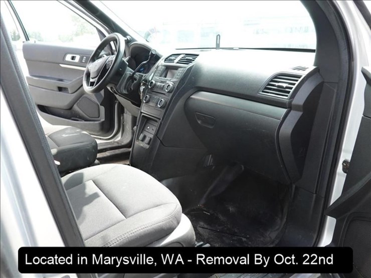 2018-ford-explorer-image-2