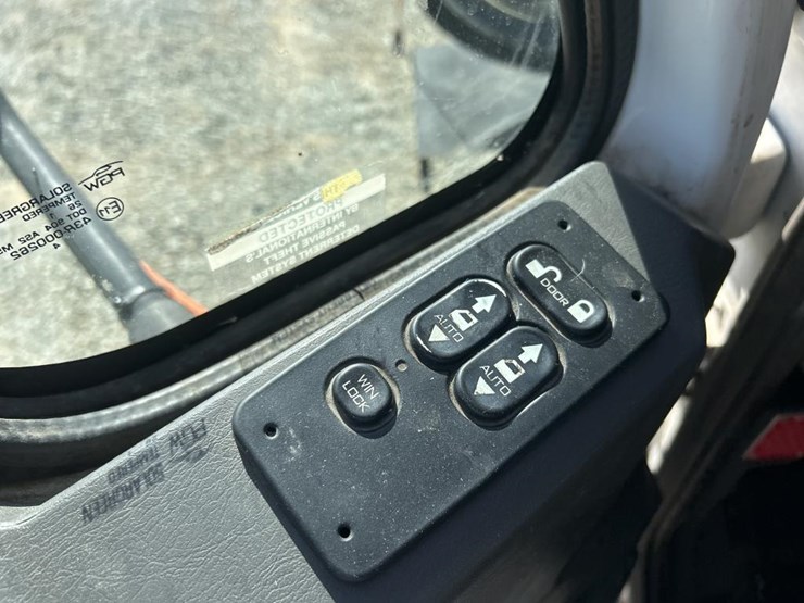 2012-terex-commander-5050-image-107