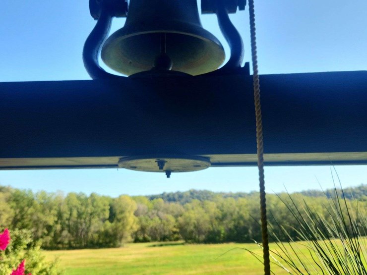 railroad-12"-bell-with-cradle-image-3