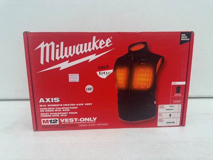 #1587-•-milwaukee-m12™-women's-heated-axis™-vest-(black)-small-image-2