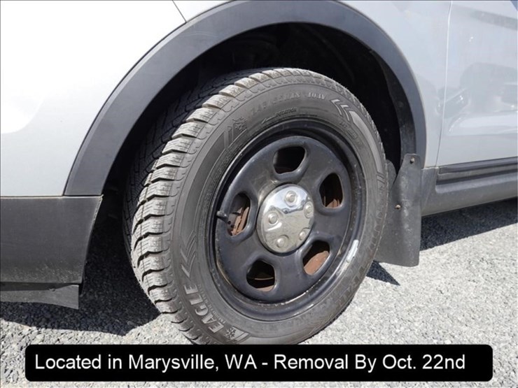 2014-ford-explorer-image-16