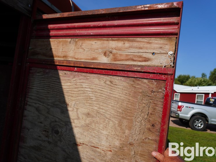 1988-bp-6.5'x12'-s/a-livestock-trailer-image-18