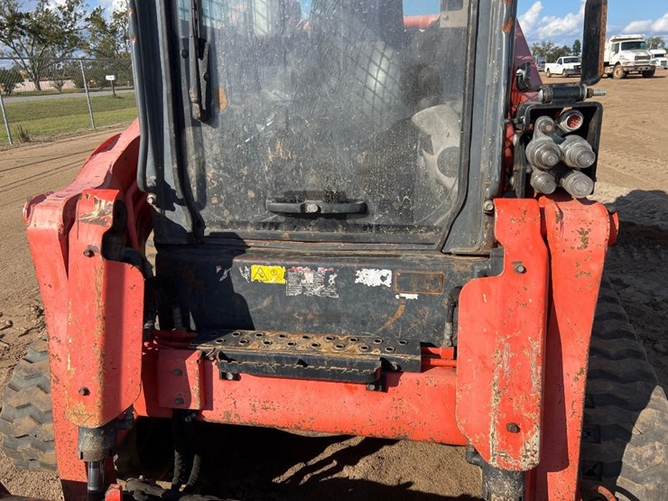kubota-svl95-2s-image-17