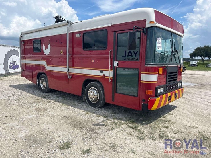 2001-blue-bird-commercial-portable-office-bus-image-2