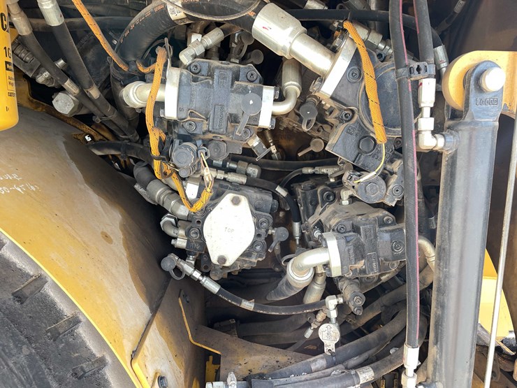 #8612-•-2019-cat-ap100f-asphalt-paver-(aps)-image-45