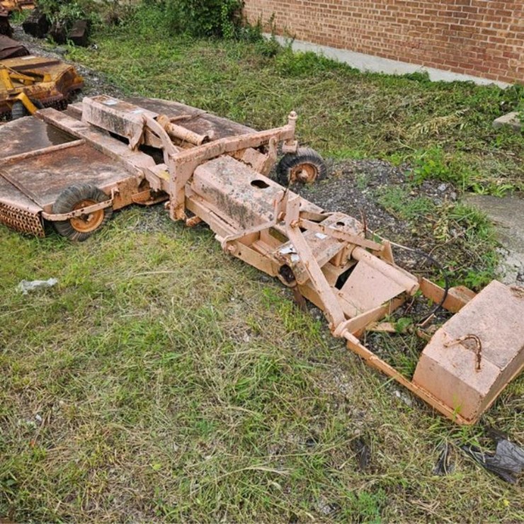 #2086 • Woods 72" 3pt Ditch Bank Mower