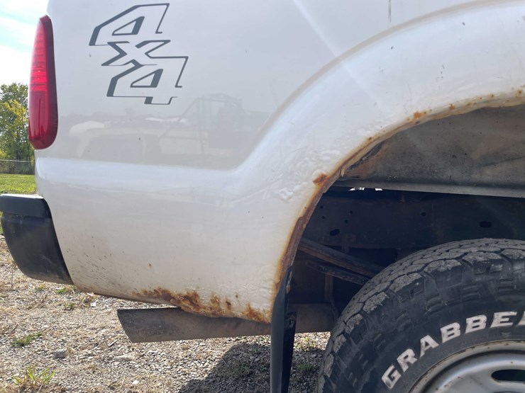 2011-ford-f250-xl-image-90