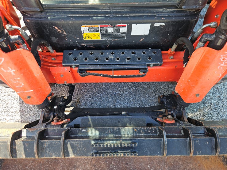 2022-kubota-svl97-2-image-5