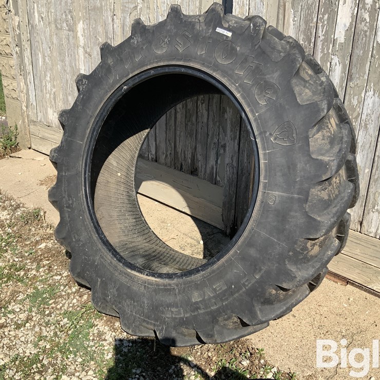 Firestone 380/85R34 Tire