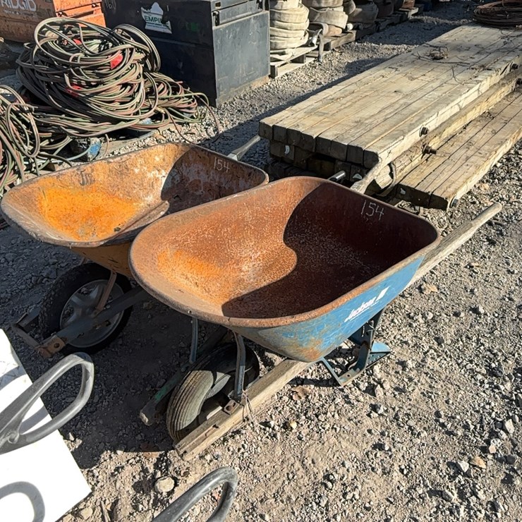 (2) WHEEL BARROWS SUPPORT EQUIPMENT