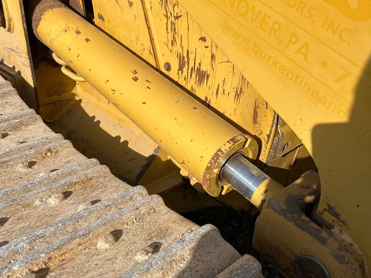 2004-caterpillar-953c-image-9