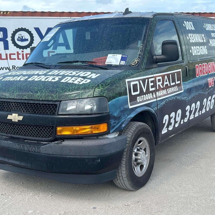 2019 Chevrolet Express 2500 Cargo Van