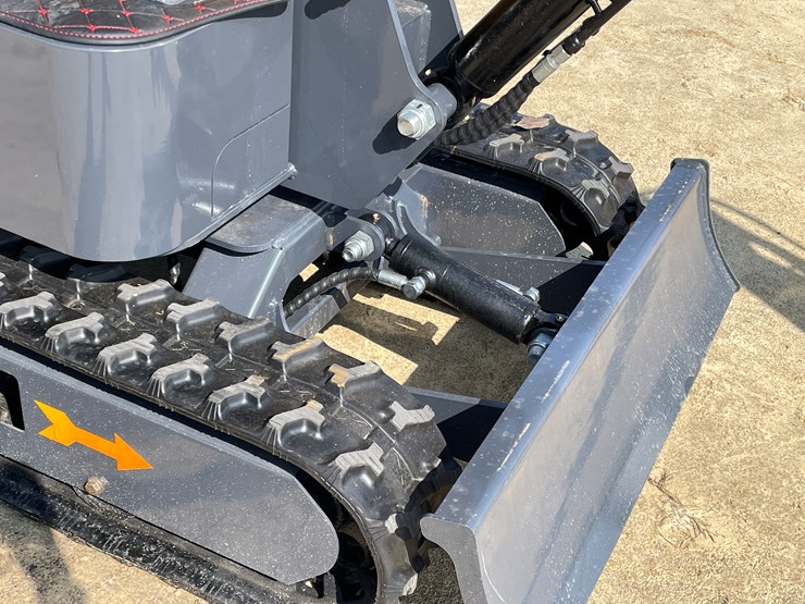 #209-•-new-rt12r-mini-excavator-image-18