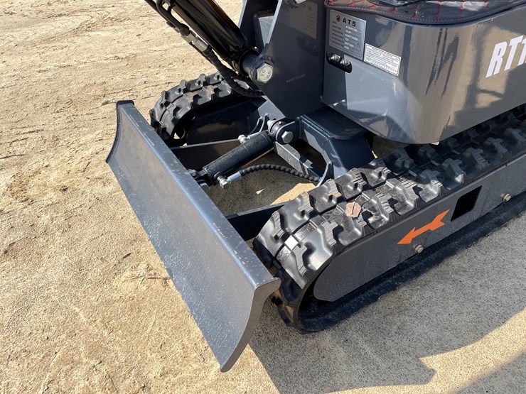 #209-•-new-rt12r-mini-excavator-image-11