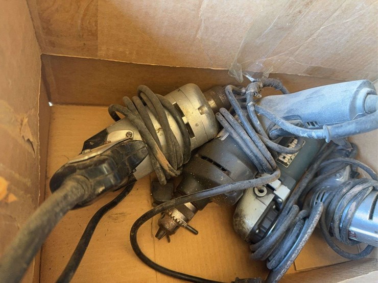 corded-tools--planer,-drills,-grinders,-router-image-8